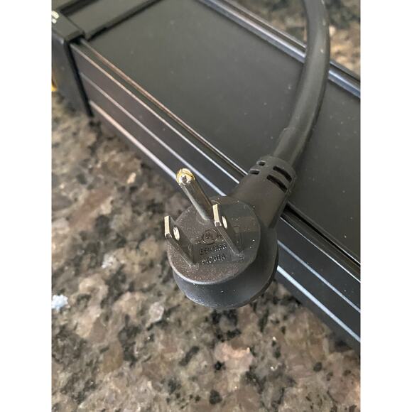 CRST 12-Outlet Surge Protector Power Strip w/ Individual Switches 27” - Picture 8 of 10